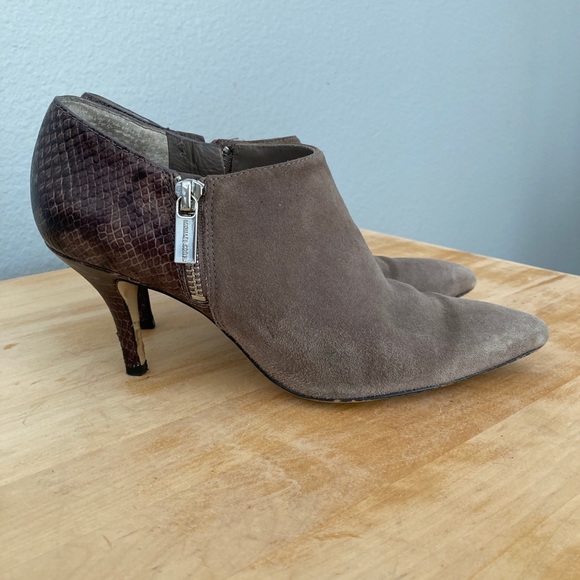 Michael Kors booties size 6.5 - Picture 5 of 11